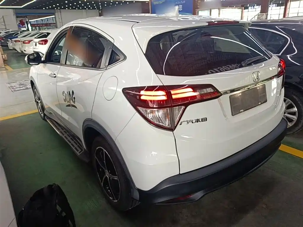 Vezel 缤智 2019款 220 TURBO CVT豪华版 国VI