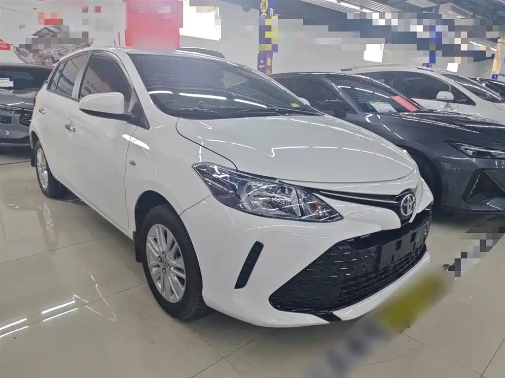 Vios FS 1.5 L CVT Sharp Style