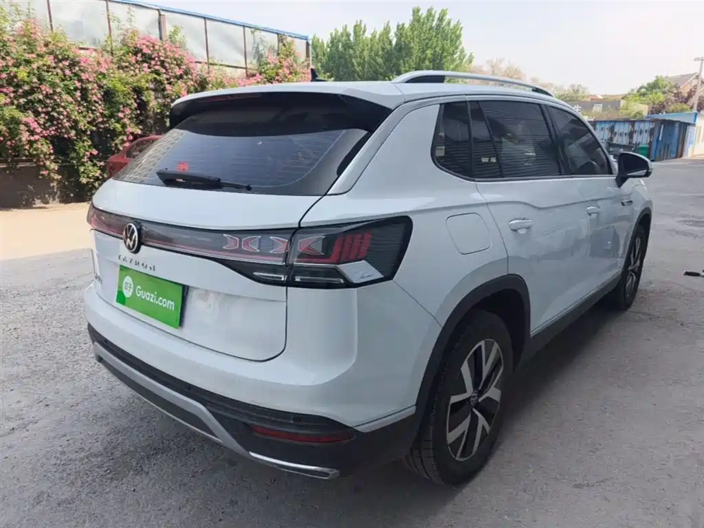 Tayron 300 TSI 2 WD Luxury Plus Advanced