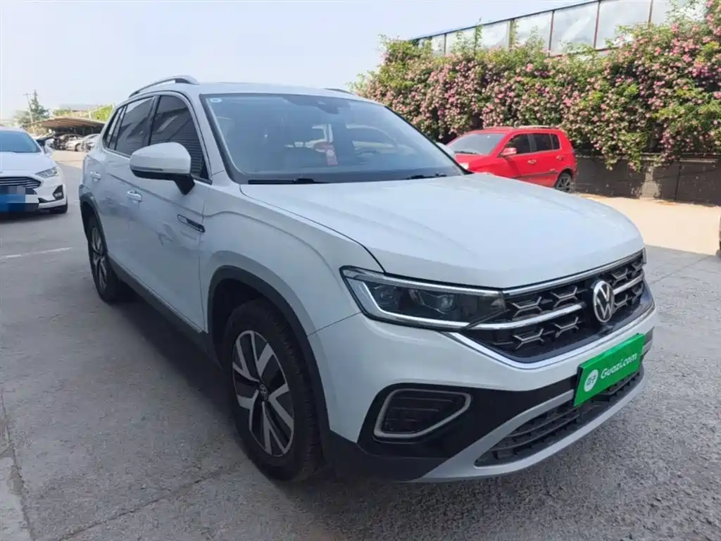Tayron 300 TSI 2 WD Luxury Plus Advanced