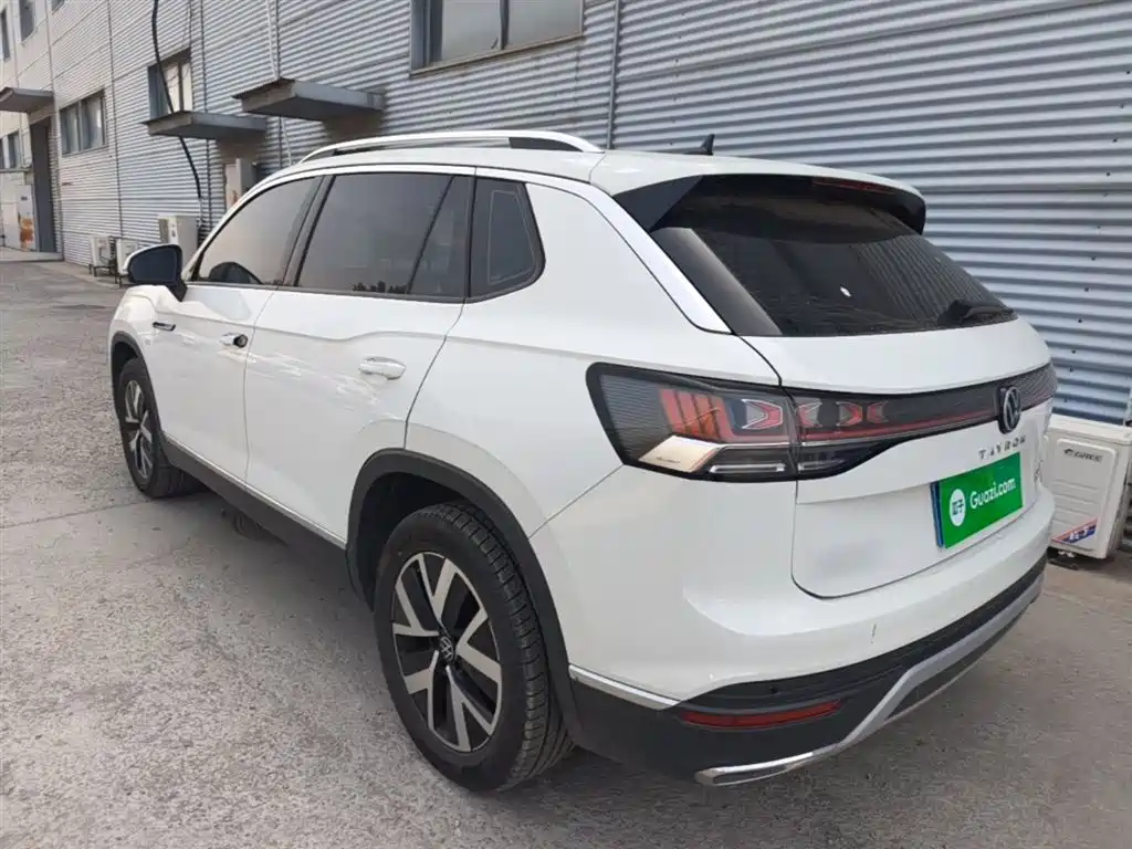 Tayron 300 TSI 2 WD Luxury Plus Advanced