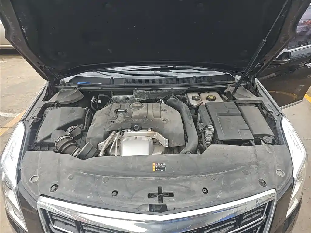 Cadillac XTS 28 T Tech