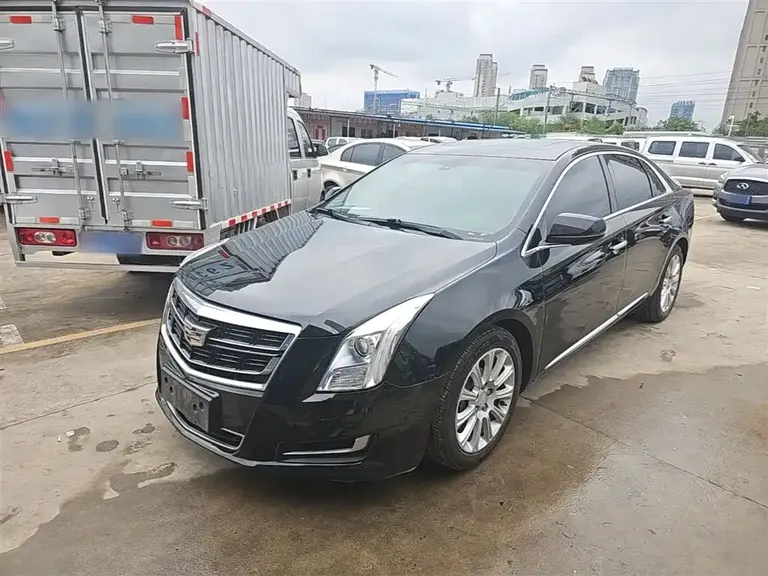 Cadillac XTS 28 T Tech