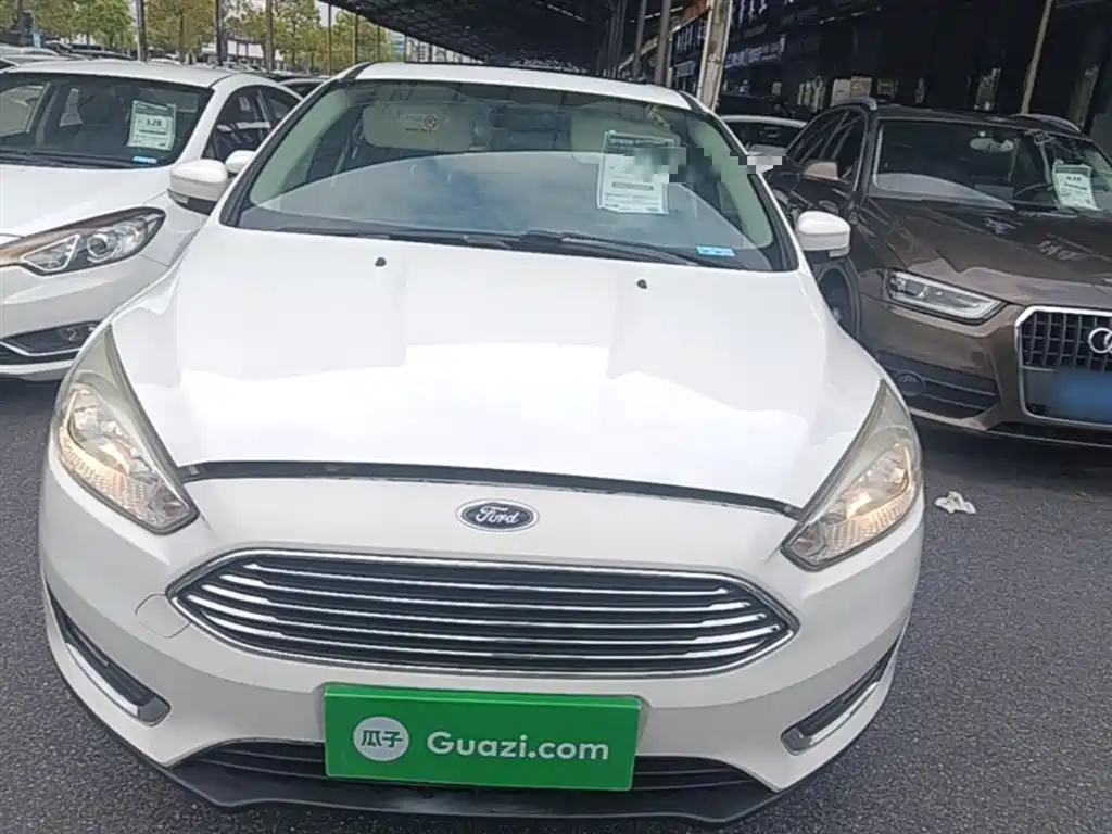 Focus Sedan 1.6 L Auto Style