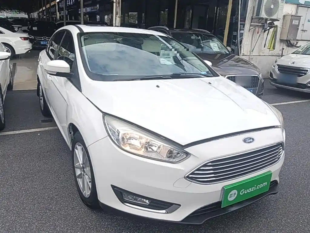Focus Sedan 1.6 L Auto Style