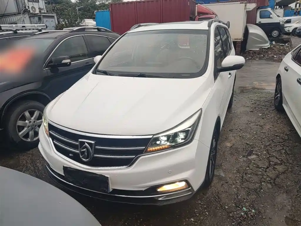 Baojun 730 1.8 L iAMT Luxury 7-seat