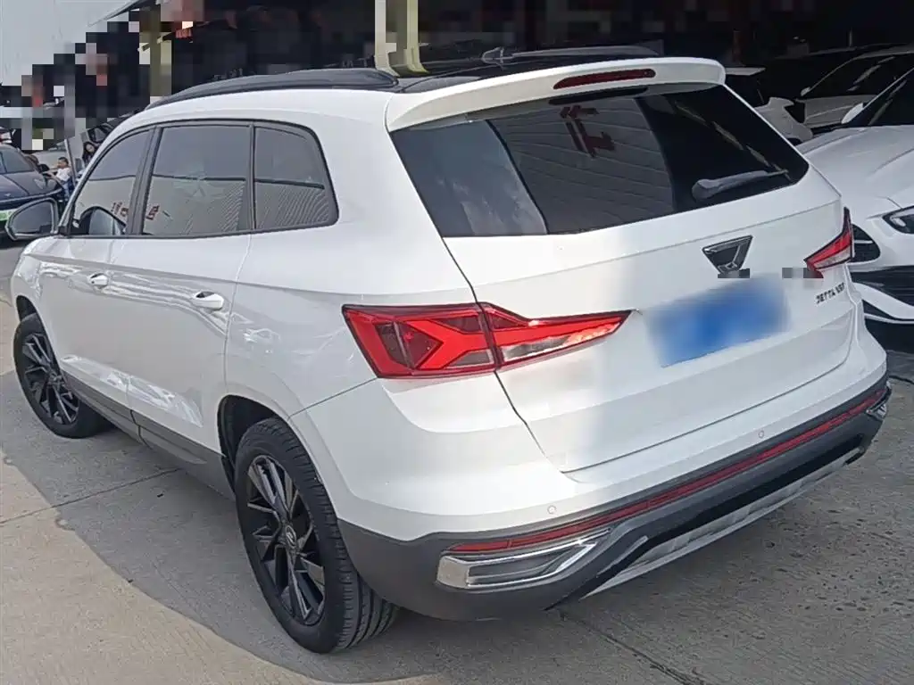Jetta VS7 Panda 1.4 T Auto Joy