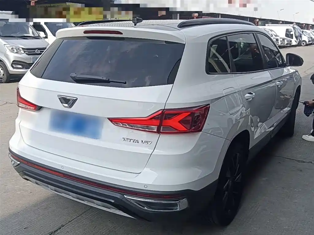 Jetta VS7 Panda 1.4 T Auto Joy
