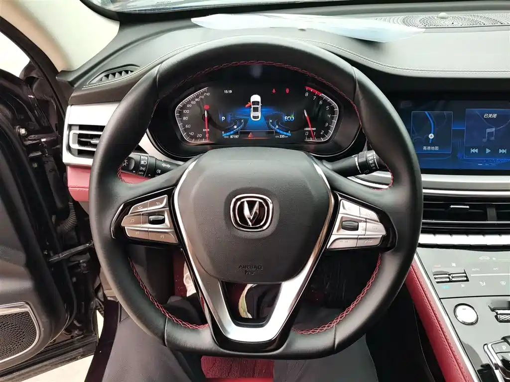 Changan CS85 Coupe 1.5 T DCT Motion CN-VI