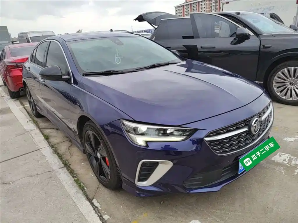 Regal GS 28 T Distinguished
