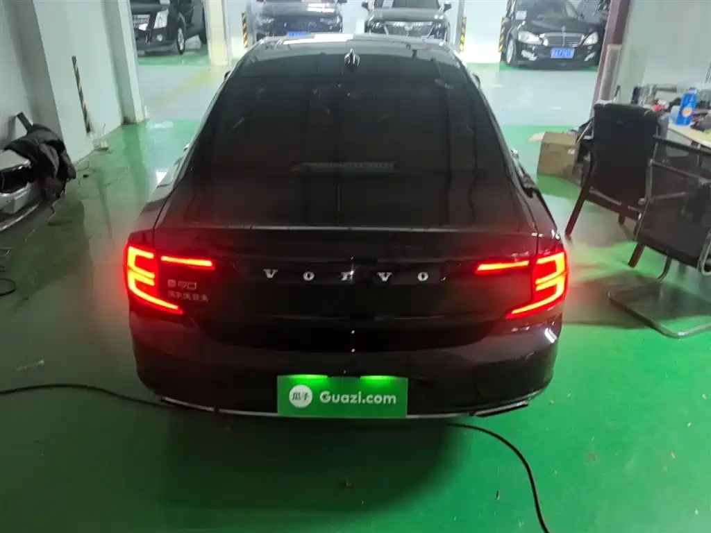 Volvo S90 沃尔沃S90 2019款 T5 智雅版