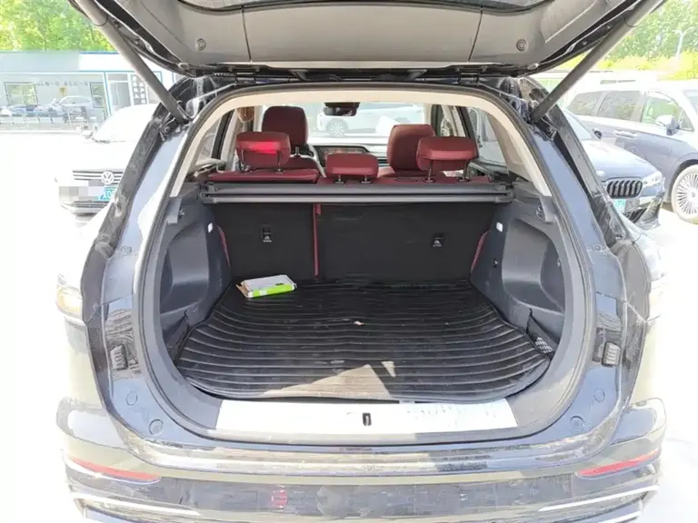 Hongqi HS5 2.0 T Flagship Enjoyment Pro