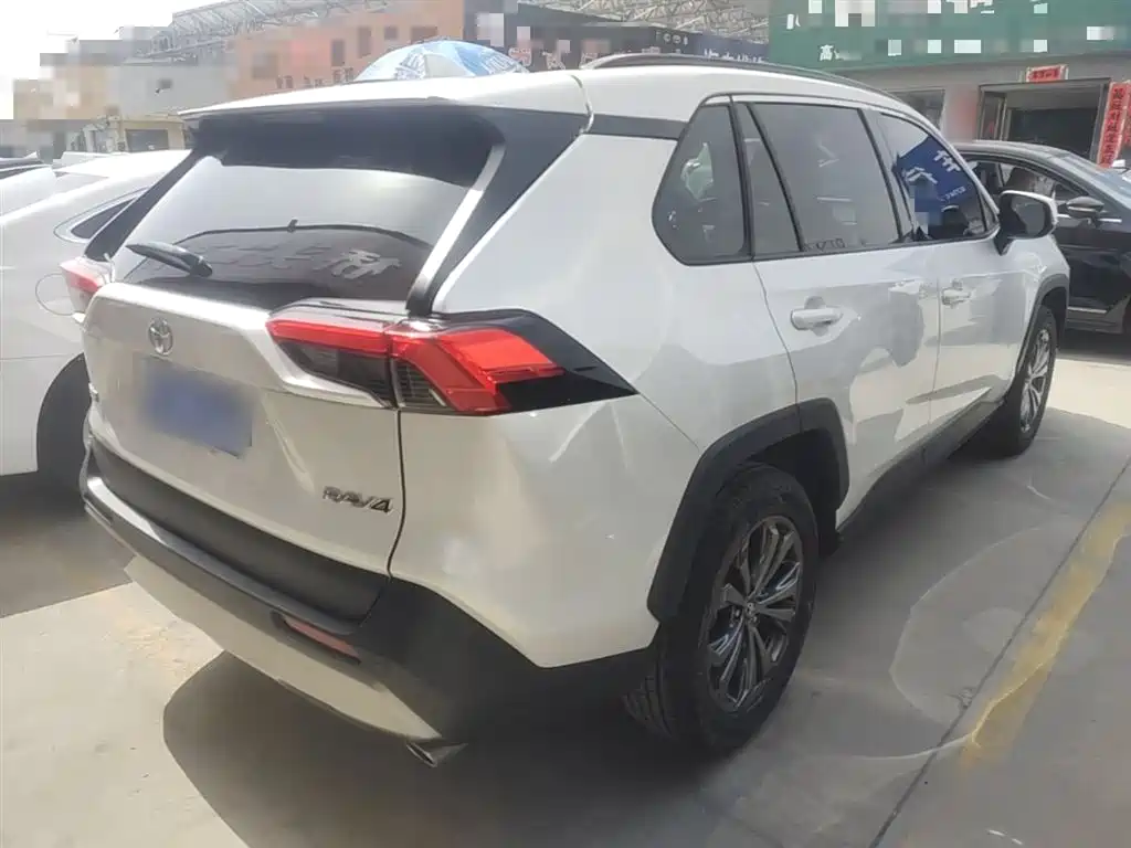 RAV4 2.0 L CVT 2 WD Style Plus