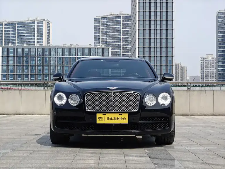 Bentley Flying Spur 4.0 T V8 Standard
