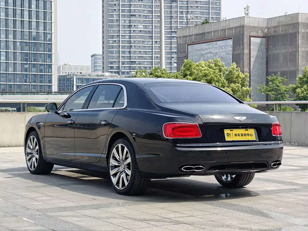 Flying Spur 4.0 T V8 Standard