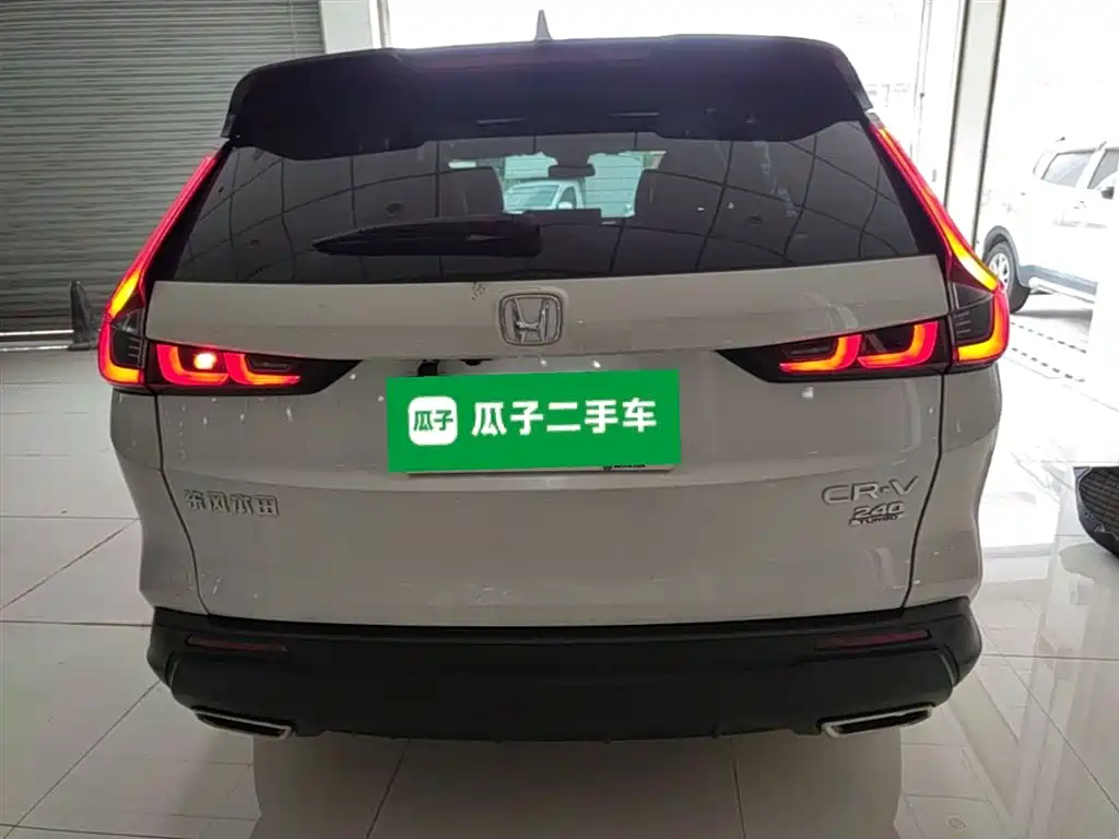 Honda CR-V 240 TURBO 2 WD Sharp Style 5-seat