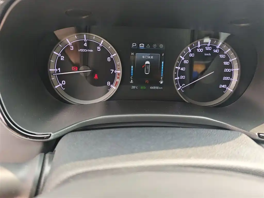 Ruicheng CC Blue Whale 1.5 T DCT Luxury