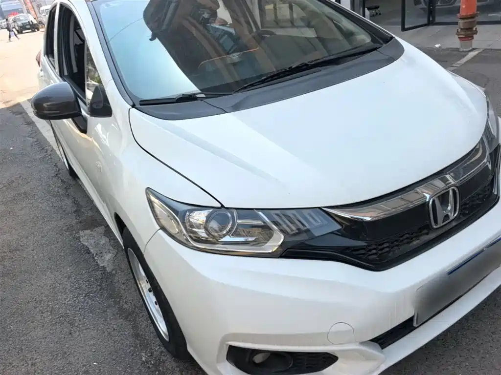 Fit 1.5 L CVT Comfort