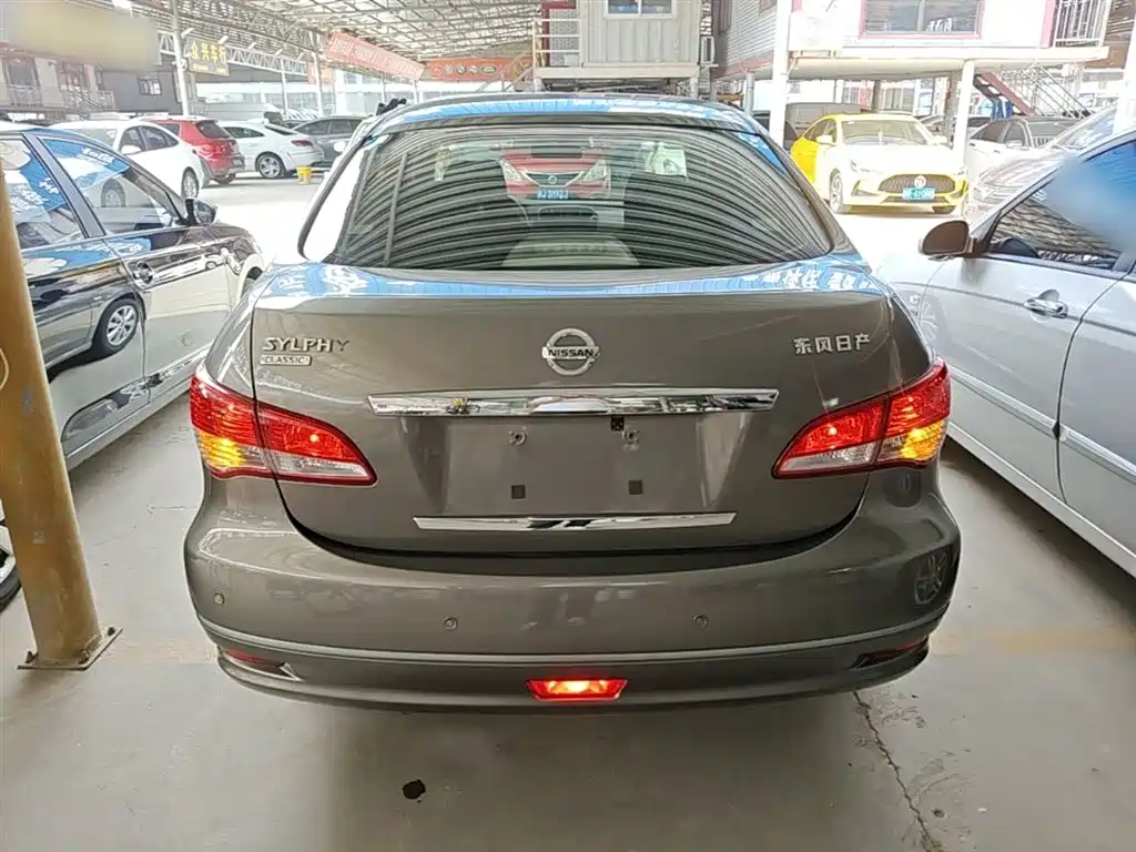 Sylphy Classic 1.6 XE Auto Comfort