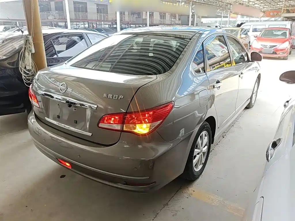 Sylphy Classic 1.6 XE Auto Comfort