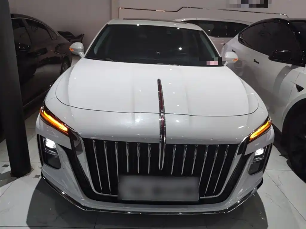 Hongqi H5 2.0 T Auto Connected Flagship Enjoyment