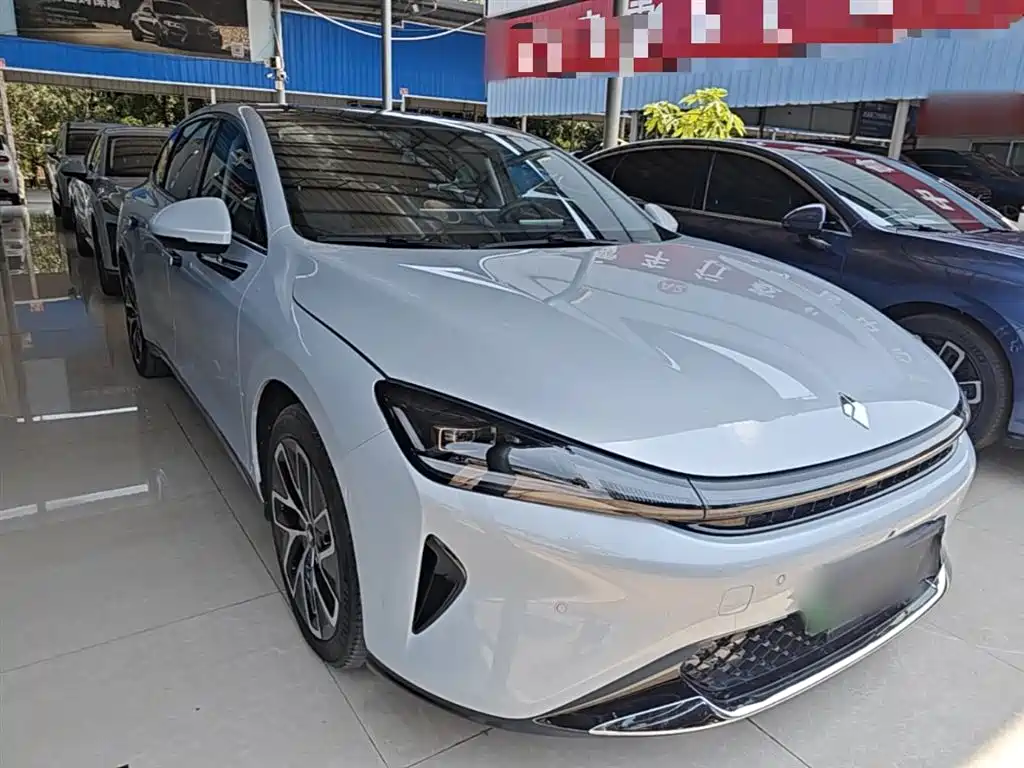 Baojun Xiangjing PHEV 140 km Luxury