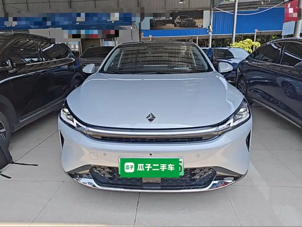 Baojun Xiangjing PHEV 140 km Luxury
