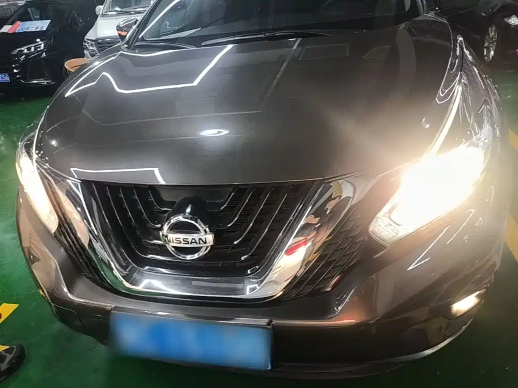 Murano 2.5 L XE 2 WD Elite