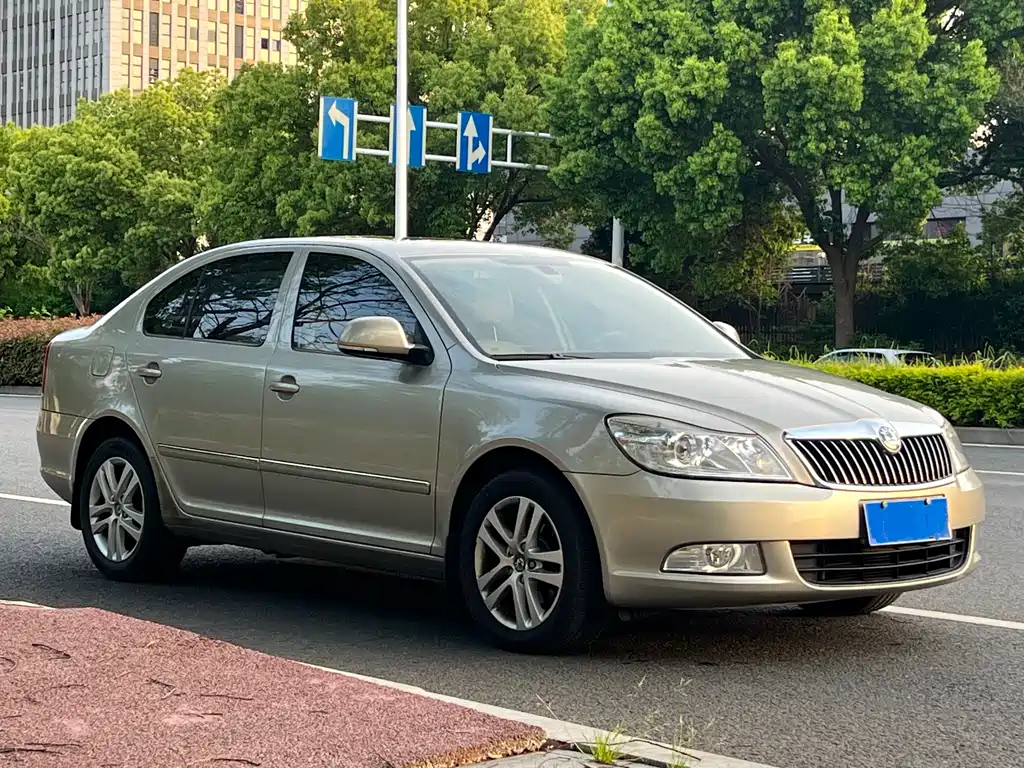 Octavia 明锐 2013款 1.6 L 自动逸致版