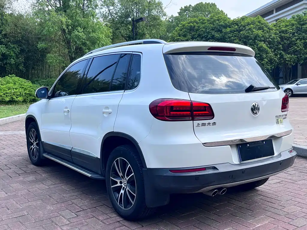 Tiguan 1.8 TSI Auto 4 WD Luxury