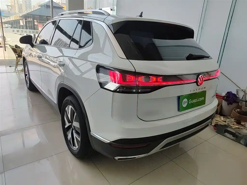 Tayron 330 TSI 2 WD Luxury Plus Advanced