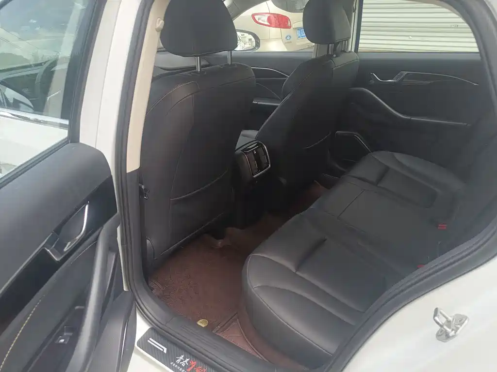 Besturn B70 1.5 T Auto Premium