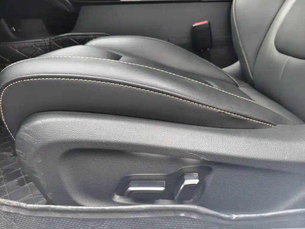 Besturn B70 3 rd Gen 1.5 T Auto Smooth Enjoyment