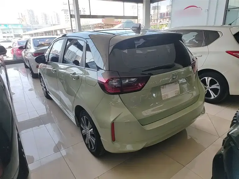 Honda Fit 1.5 L CVT Trend Sport
