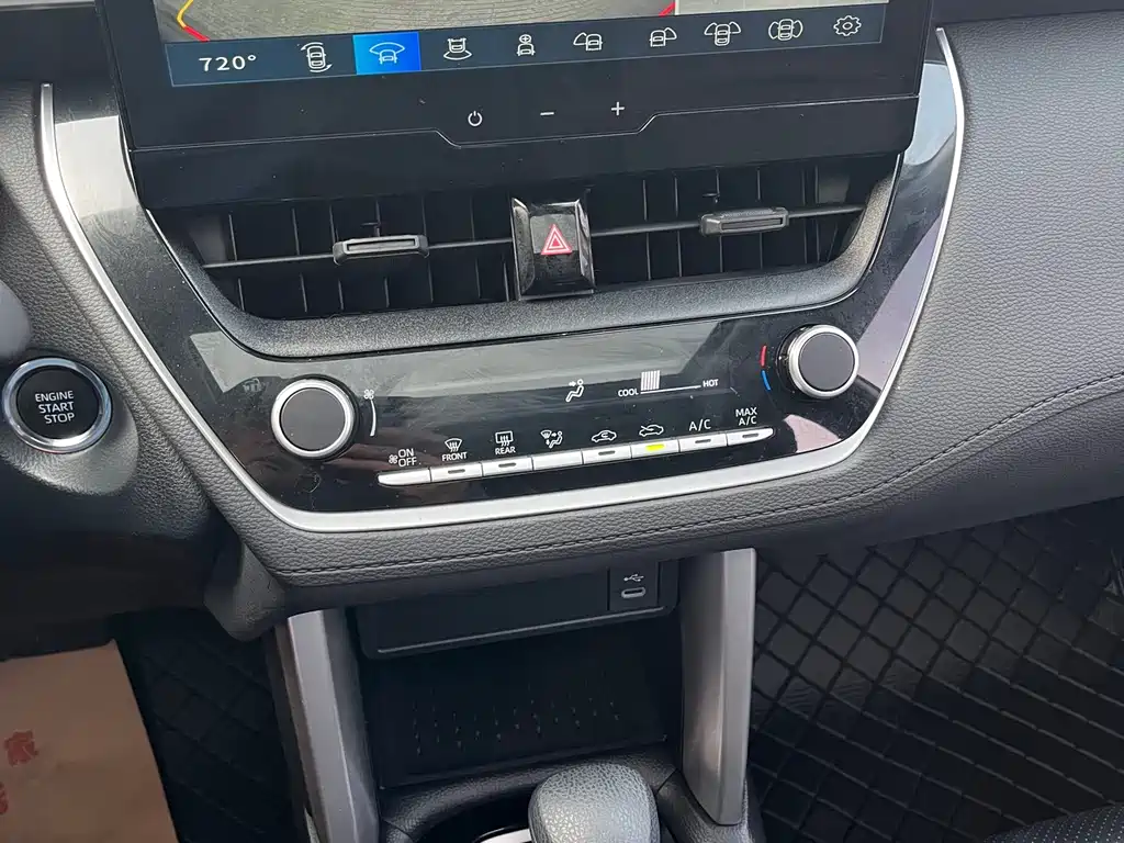 Frontlander 2.0 L CVT Leading