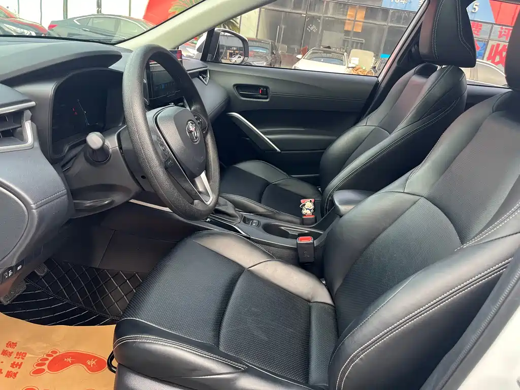 Frontlander 2.0 L CVT Leading