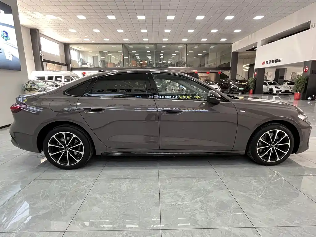Audi A5 L 2.0 T Sport