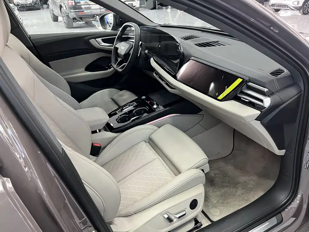 Audi A5 L 2.0 T Sport