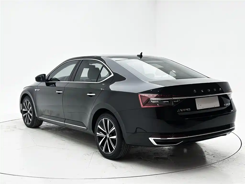 Superb Facelift TSI280 DSG Premium