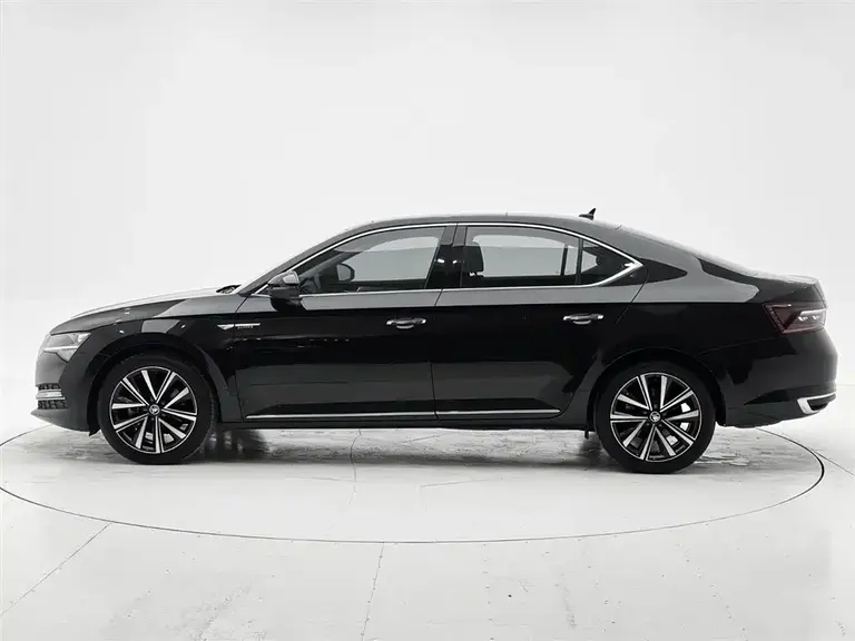 Skoda Superb Facelift TSI280 DSG Premium