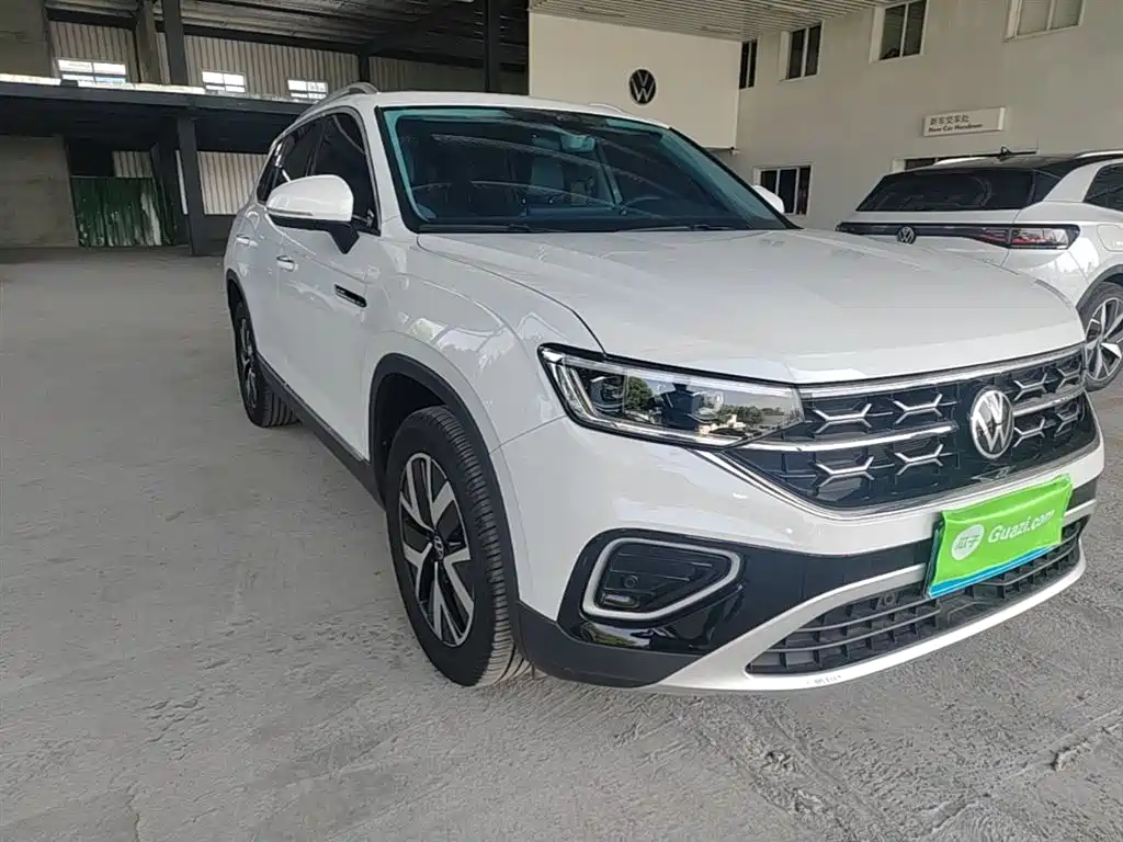 Tayron 300 TSI 2 WD Luxury Plus Advanced