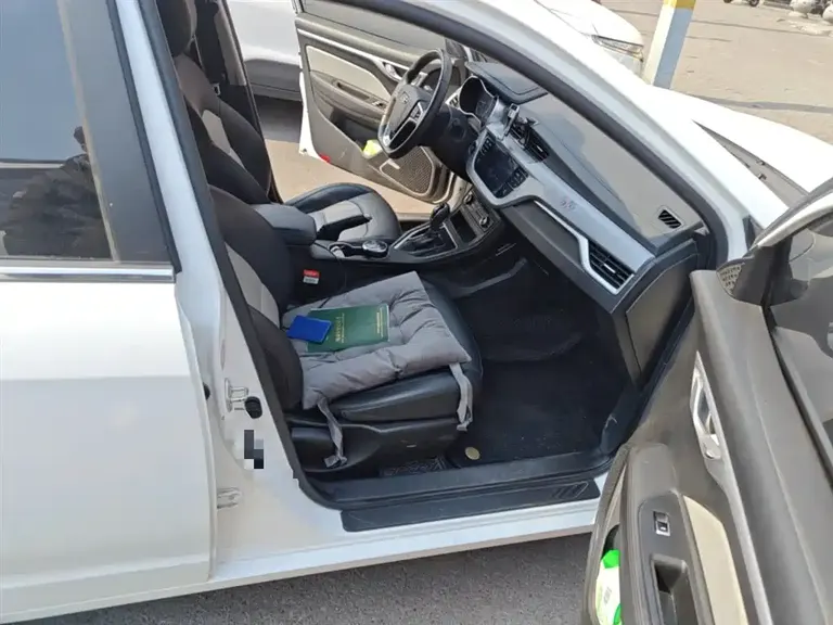 Geely Vision 1.5 L CVT Asian Games