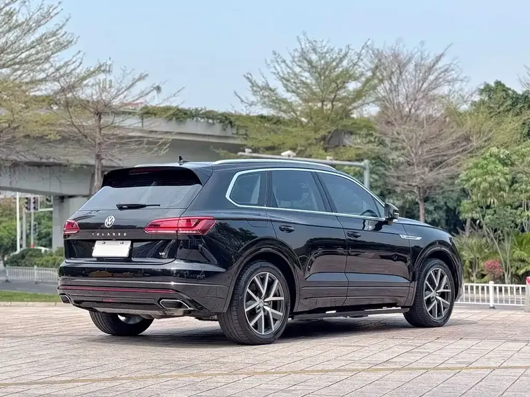 Volkswagen Touareg 3.0 TSI Sharp Edge CN-VI