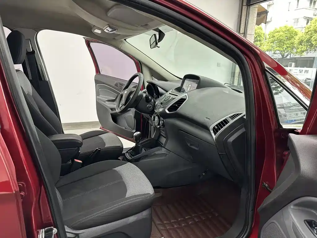 EcoSport 1.5 L Manual Comfort