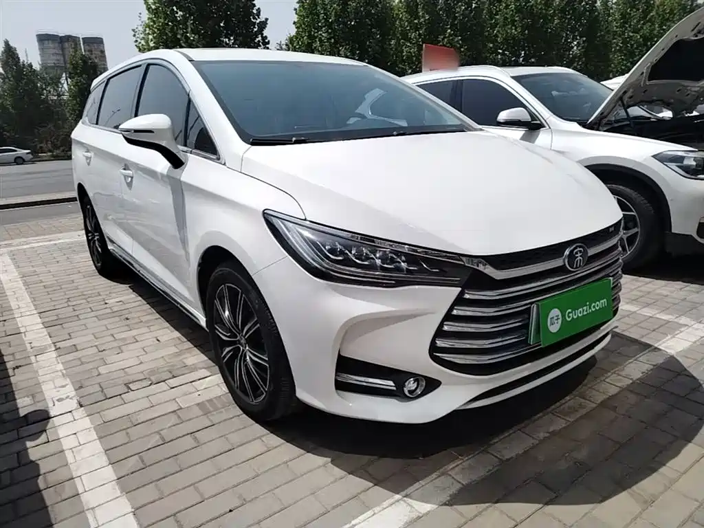 Song MAX NEV 宋MAX新能源 2019款 DM 1.5 T 智联致进型 7座 国VI