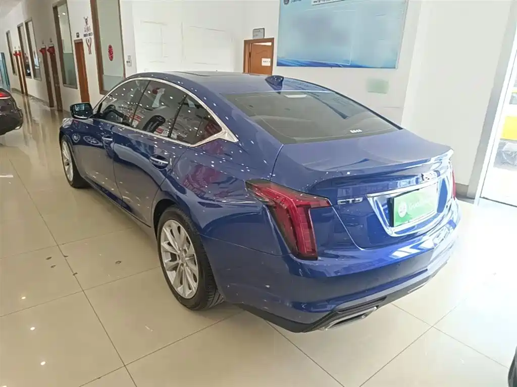Cadillac CT5 28 T Luxury (Standard)