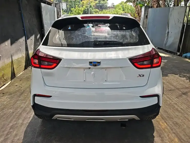 Geely Vision X3 Upgraded 1.5 L CVT Distinguished