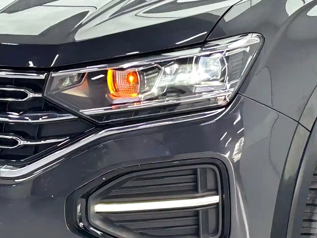 Tayron 280 TSI 2 WD Luxury Connected
