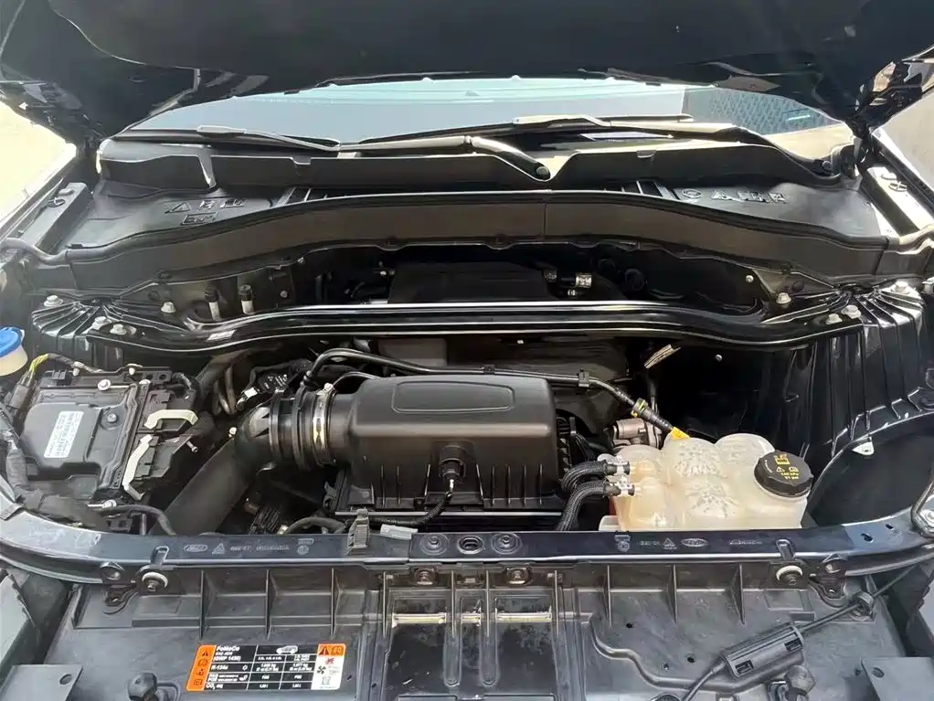 Explorer EcoBoost 285 4 WD Style 7-seat