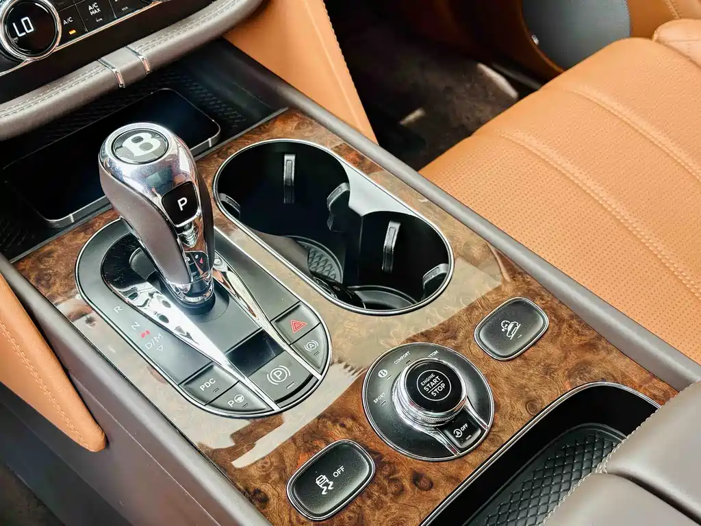 Bentayga 6.0 T Standard